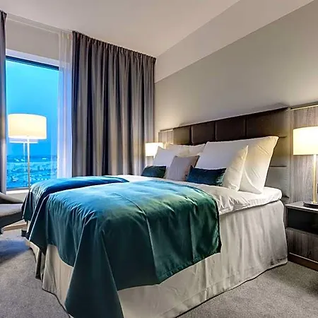 Clarion Air Otel 4*
